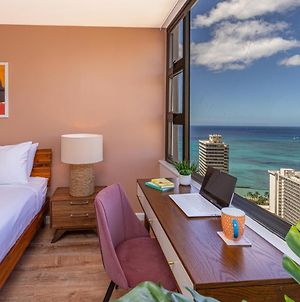 Deluxe 34Fl Ocean View, One Block To Waikiki Beach Appartement Honolulu Exterior photo