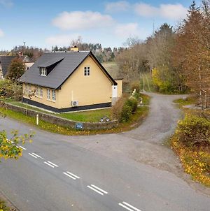 Amazing Home In Rnne With Wifi And 4 Bedrooms 2 Rønne Exterior photo