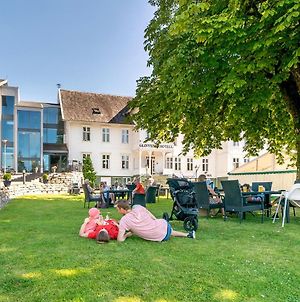Gloppen Hotell - By Classic Norway Hotels Sandane Exterior photo