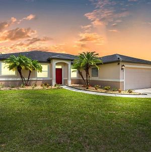 Beautiful Spacious 4Bedroom House In Palm Bay Fl. Exterior photo