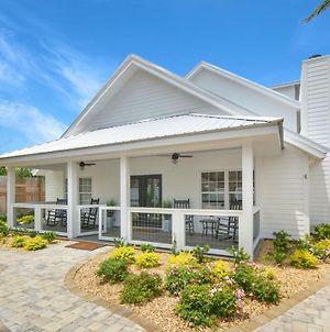 6 Bed - 5 Bath Pup-Friendly Home With Pool - Halfway Between Village And Beach! St. Simons Island Exterior photo