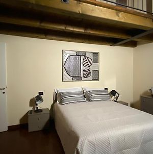 Magnifico Appartamento In Palazzo Storico Del 500” Ferrara Exterior photo