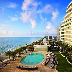 The Ritz-Carlton, Fort Lauderdale Hotel Exterior photo