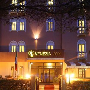 Venezia 2000 Hotel Venetië-Lido Exterior photo