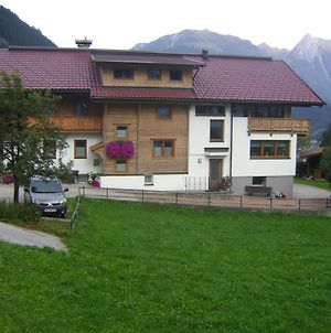 Haus Sonnegg Hotel Finkenberg Exterior photo