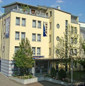 Senator Hotel Frankfurt am Main Exterior photo