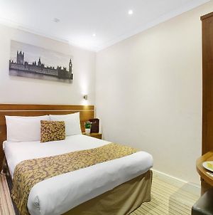 Queens Park Hotel Londen Room photo
