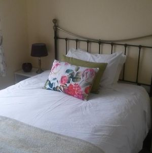 San Augustine Bed and Breakfast Dublin Room photo