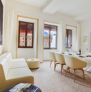 Palazzo Banchi Halldis Apartments Bologna Room photo