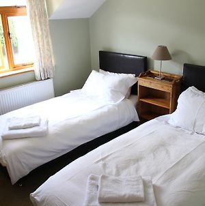 Penrith Lodge Stroud  Room photo
