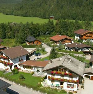 Haus Alpenblick Hotel Pertisau Exterior photo