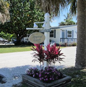 Tropical Winds Motel & Cottages Sanibel Island Exterior photo