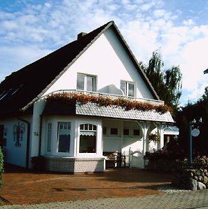 Gastehaus Ziemann Hotel Friedrichstadt Exterior photo