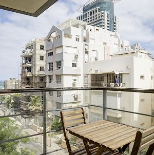 Sea Suites Tel Aviv Room photo