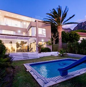 Villa On 1St Crescent Kaapstad Exterior photo