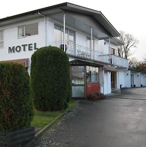 Adelphi Motel Taupomeer Exterior photo