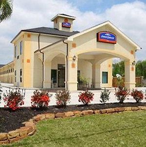 Howard Johnson Houston Motel Exterior photo