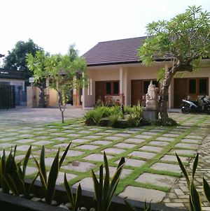 DeKa Homestay Lombok Exterior photo