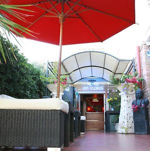 Los Globos Hotel Sitges Exterior photo