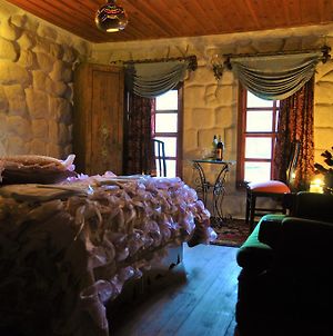 Cappadocia Hills Cave Hotel Göreme Exterior photo