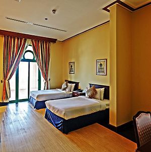 Five Continents Cassells Ghantoot Hotel And Resort Dubai Exterior photo