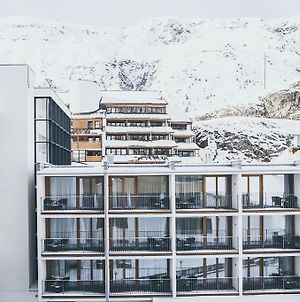 The Crystal Vaya Unique Hotel Obergurgl Exterior photo