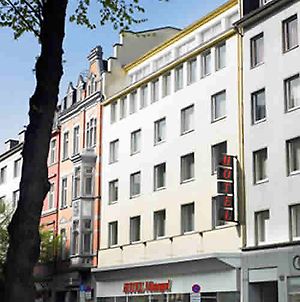 Hotel Monopol Düsseldorf Exterior photo