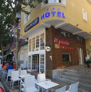 Hotel Town House Tirana Exterior photo