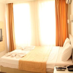 Taksim Square Hot Residence Istanboel Room photo
