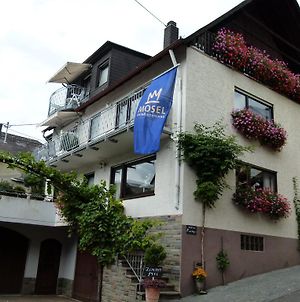 Ferienweingut Rudorfer Hotel Valwig Exterior photo