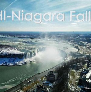 Hostelling International Niagarawatervallen Exterior photo