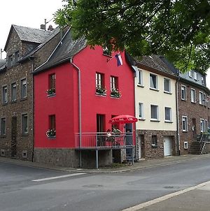 Vakantiehuis het rode huis Villa Treis-Karden Exterior photo