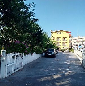 Hotel Eliseo Giardini-Naxos Exterior photo