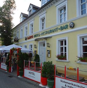 Hotel Alento Im Deutschen Haus Maagdenburg Exterior photo