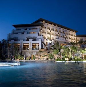Golden Bay Resort Hotel Xiamen Exterior photo