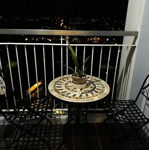 Cozy Nook In The Sky Appartement Tagaytay City Exterior photo
