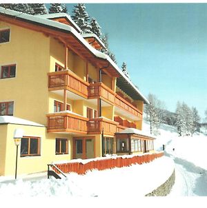 Gasthof Raunig Hotel Bad Kleinkirchheim Exterior photo