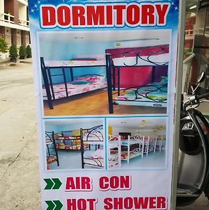 Star Dormitory Hat Rin Exterior photo