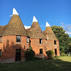 Renville Oast Bed and Breakfast Canterbury Exterior photo