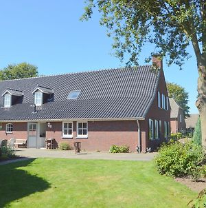 In Beautiful Rural Area Located Holidayfarm With Recreation Room And Garden Veghel Exterior photo