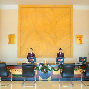 Huashu Grand Hotel Xiamen Exterior photo