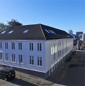Stavanger Housing Hotel Exterior photo