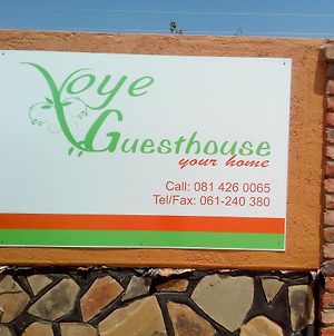 Yoye Guesthouse Windhoek Exterior photo