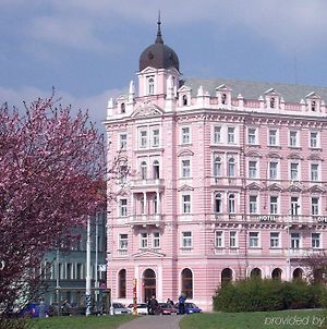 Hotel Opera Praag Exterior photo