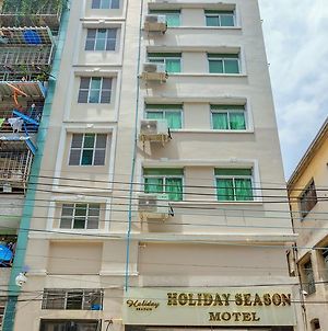 Holiday Season Motel Rangoon Exterior photo