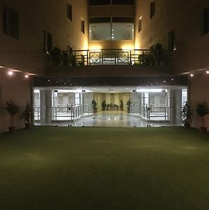 Narjes Al Hadeqa Hotel Mekka Exterior photo