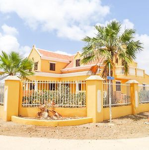 Landhuis Belnem Bonaire Bed and Breakfast Playa Exterior photo