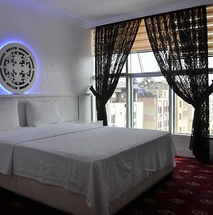 Kar Hotel Mersin  Exterior photo