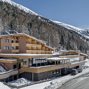 4 Sterne Superior Muhle Resort 1900 - Adults Only Obergurgl Exterior photo