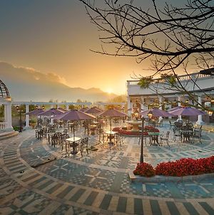 Silk Path Grand Resort & Spa Sapa Exterior photo